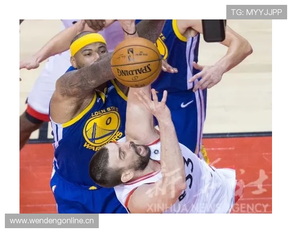 马克·加索尔内线挡拆制造错位助球队提升防守效率